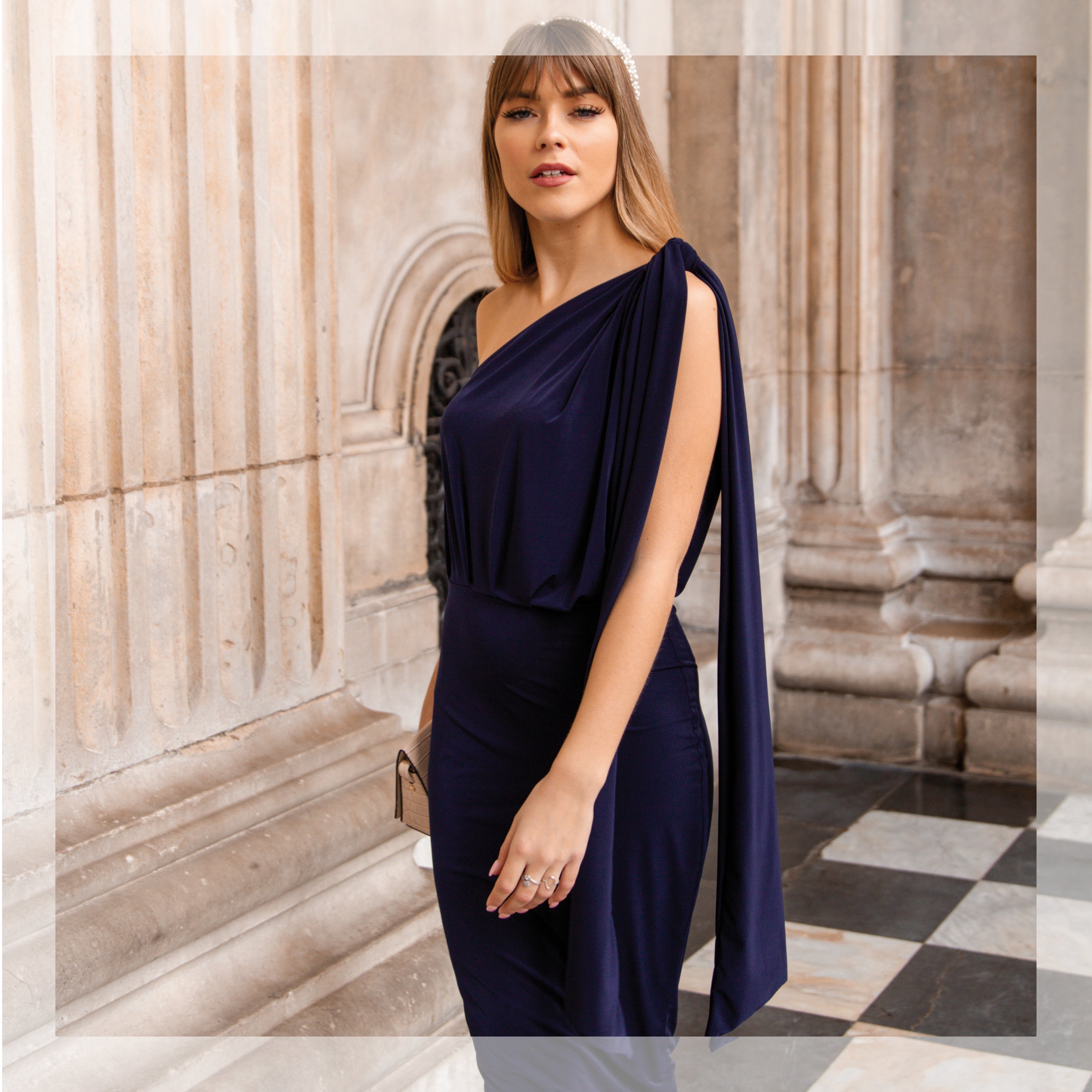 5 Style Tips for Wearing a One Shoulder Dress – Pleat Boutique