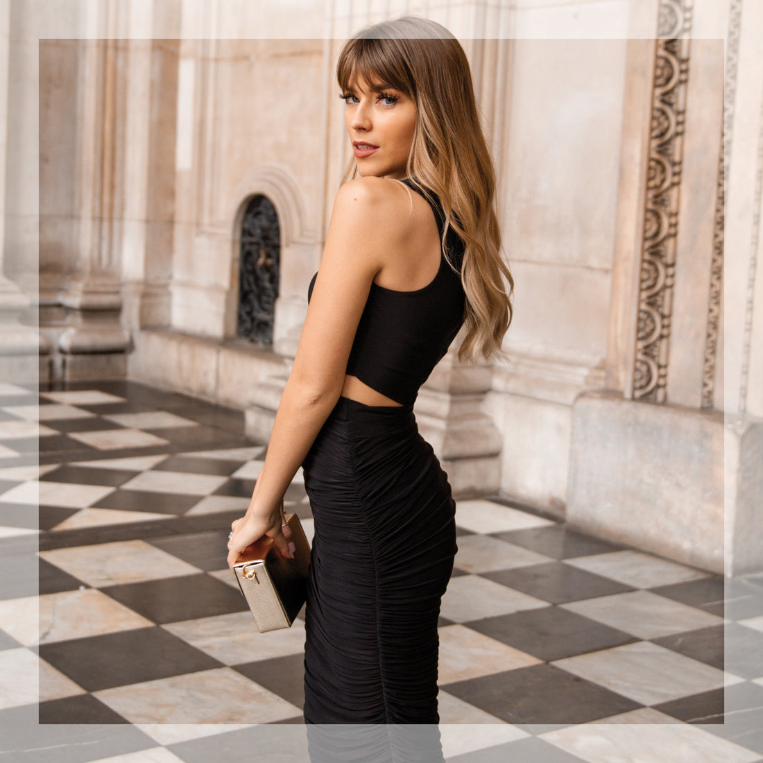 5 Tips on How to Style an All Black Outfit | Pleat Boutique