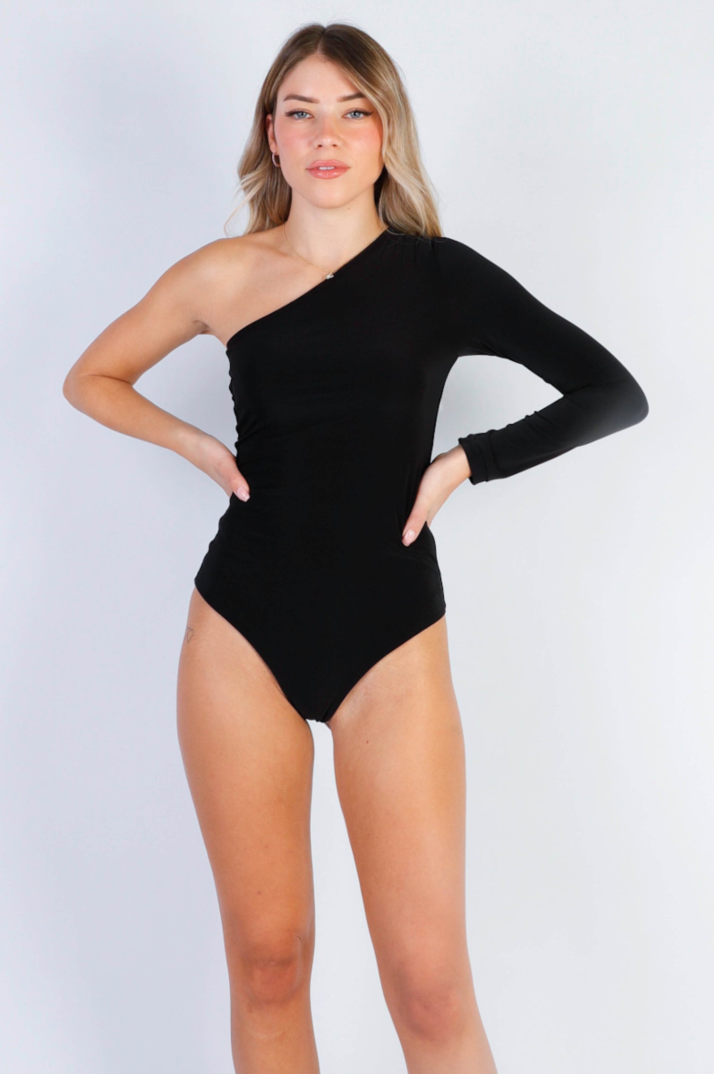 Alexis One Shoulder Bodysuit With Long Sleeve In Black No Poppers